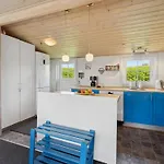 Amy - 150m From The Sea By Interhome *