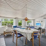 Amy - 150m From The Sea By Interhome Feriehus