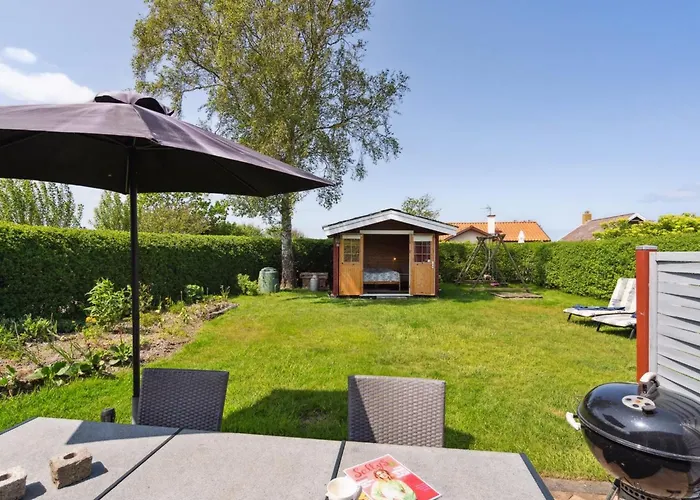 Amy - 150m From The Sea By Interhome